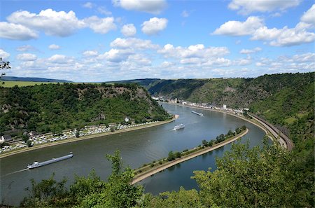 rhine valley - View from Loreley to St. Goarshausen and the River Rhine, Rhine Valley, Rhineland-Palatinate, Germany, Europe Foto de stock - Con derechos protegidos, Código: 841-05959918