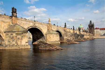 prague bridge - Charles Bridge over the River Vltava, UNESCO World Heritage Site, Prague, Czech Republic, Europe Stock Photo - Rights-Managed, Code: 841-05960243