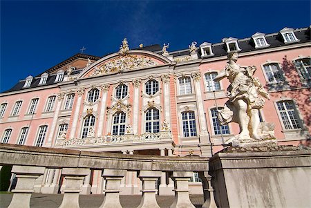 Electoral palace, Trier, Rhineland-Palatinate, Germany, Europe Foto de stock - Direito Controlado, Número: 841-05960335