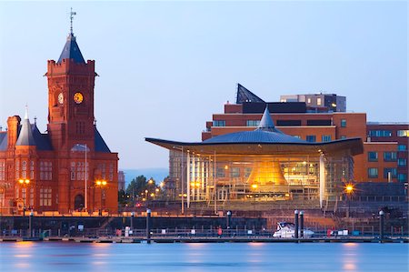 simsearch:841-05848741,k - The Senedd (Welsh National Assembly Building) and Pier Head Building, Cardiff Bay, Cardiff, South Wales, Wales, United Kingdom, Europe Foto de stock - Con derechos protegidos, Código: 841-05960600