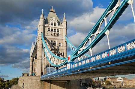 Tower Bridge, Londres, Royaume-Uni, Europe Photographie de stock - Rights-Managed, Code: 841-05960708