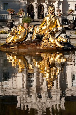 Fountain and reflections in pond at Linderhof Castle, Bavaria, Germany, Europe Stock Photo - Rights-Managed, Code: 841-05960731