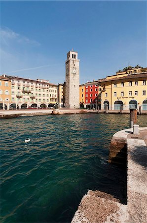 simsearch:841-06032582,k - Apponale Tower, Piazza 3 Novembre, Riva del Garda, Lago di Garda (Lake Garda), Trentino-Alto Adige, Italian Lakes, Italy, Europe Foto de stock - Direito Controlado, Número: 841-05960766