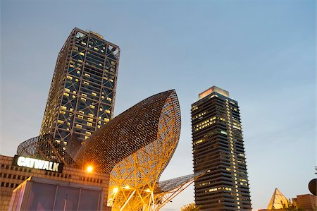 elaborate - Golden fish by Frank Owen Gehry, Hotel Arts and Mapfre Tower, Olympic Harbour, La Barceloneta district, Barcelona, Catalonia, Spain, Europe Stock Photo - Rights-Managed, Code: 841-05960787