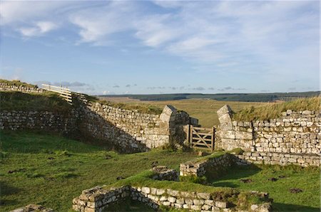 Milecastle 37 looking west, Hadrians Wall, UNESCO World Heritage Site, Northumbria National Park, Northumberland, England, United Kingdom, Europe Stock Photo - Rights-Managed, Code: 841-05960811