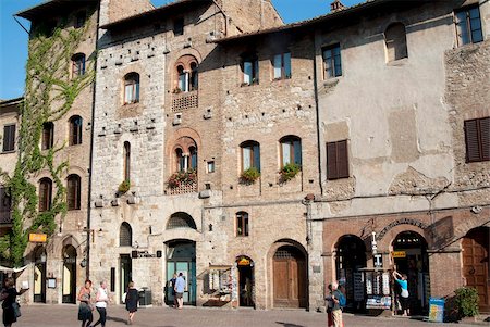 streets of italy - San Gimignano, UNESCO World Heritage Site, Tuscany, Italy, Europe Stock Photo - Rights-Managed, Code: 841-05961437