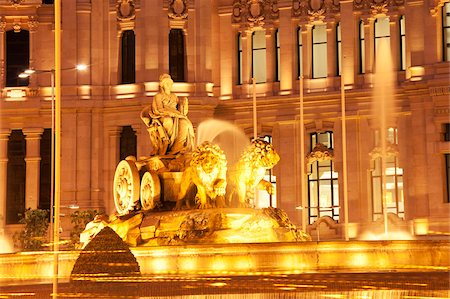 picture of statues of lions - Plaza de Cibeles with Fuente de Cibele, Madrid, Spain, Europe Stock Photo - Rights-Managed, Code: 841-05961509