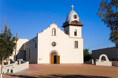 el paso, texas - Ysleta Mission on the Tigua Indian Reservation, El Paso, Texas, United States of America, North America Stock Photo - Rights-Managed, Code: 841-05961650