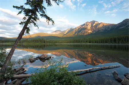 rocky mountains - Early morning light at Pyramid Lake, Jasper National Park, UNESCO World Heritage Site, British Columbia, Rocky Mountains, Canada, North America Stock Photo - Rights-Managed, Code: 841-05961762