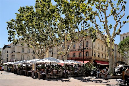 Restaurants en plein air, Place de l'horloge, Avignon, Provence, France, Europe Photographie de stock - Rights-Managed, Code: 841-05961845