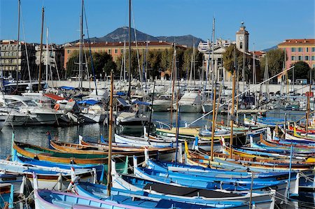 simsearch:841-07201517,k - Port Lympia in the Quartier du Port, Nice, Alpes Maritimes, Provence, Cote d'Azur, French Riviera, France, Mediterranean, Europe Foto de stock - Con derechos protegidos, Código: 841-05961894