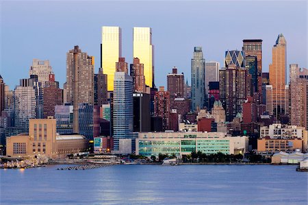 simsearch:841-02712563,k - Vue de Midtown Manhattan, dans l'ensemble de l'Amérique du Nord de la rivière Hudson, Manhattan, New York City, New York, États-Unis d'Amérique, Photographie de stock - Rights-Managed, Code: 841-05961938
