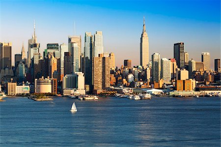 simsearch:400-07211307,k - View of Midtown Manhattan across the Hudson River, Manhattan, New York City, New York, United States of America, North America Fotografie stock - Rights-Managed, Codice: 841-05961930