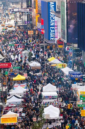 people group high angle view not aerial - Broadway looking towards Times Square, Manhattan, New York City, New York, United States of America, North America Stock Photo - Rights-Managed, Code: 841-05961932