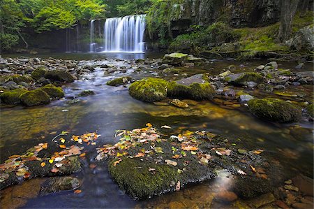 simsearch:841-05960840,k - Ddwli haute chute d'eau en été, le Parc National de Brecon Beacons, Powys, pays de Galles, Royaume-Uni, Europe Photographie de stock - Rights-Managed, Code: 841-05962256