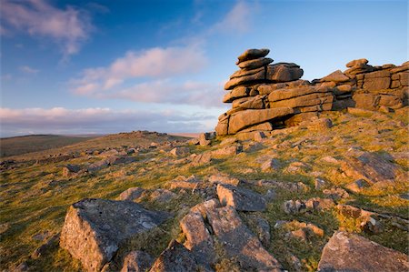 simsearch:841-05962553,k - Late afternoon sunlight glows on the granite rock formations of Great Staple Tor in Dartmoor National Park, Devon, England, United Kingdom, Europe Fotografie stock - Rights-Managed, Codice: 841-05962487