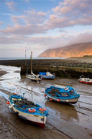 deich - Ebbe im Hafen von Lynmouth, Exmoor-Nationalpark, Devon, England, Großbritannien, Europa Stockbilder - Lizenzpflichtiges, Bildnummer: 841-05962512