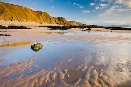 sandymouth bay - Sand, pools and cliffs at Sandymouth Bay in North Cornwall, England, United Kingdom, Europe Stock Photo - Rights-Managed, Code: 841-05962547