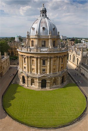 simsearch:841-03872729,k - Radcliffe Camera, Oxford University, Oxford, Oxfordshire, England, United Kingdom, Europe Stock Photo - Rights-Managed, Code: 841-06034172