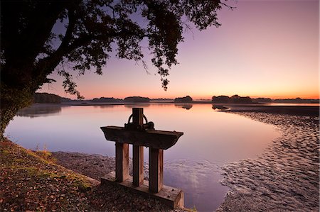 A pond (etang ) in the natural park of La Brenne (Pays aux Mille Etangs) (Country of a Thousand Lakes), Indre, Loire Valley, Centre, France, Europe Stock Photo - Rights-Managed, Code: 841-06034302