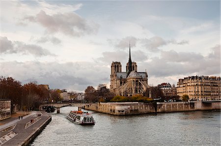 river seine - Notre Dame cathedral on the Ile de la Cite, Paris, France, Europe Stock Photo - Rights-Managed, Code: 841-06034322