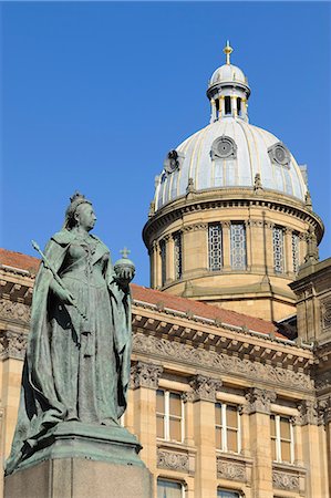 simsearch:841-06034438,k - Queen Victoria Statue and Council House, Victoria Square, Birmingham, West Midlands, England, United Kingdom, Europe. Fotografie stock - Rights-Managed, Codice: 841-06034439