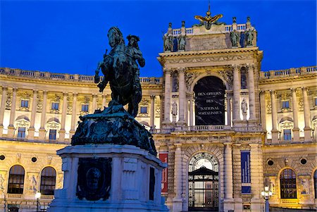 Heldenplatz et Hofburg, Site du patrimoine mondial de l'UNESCO, Vienne, Autriche, Europe Photographie de stock - Rights-Managed, Code: 841-06030490