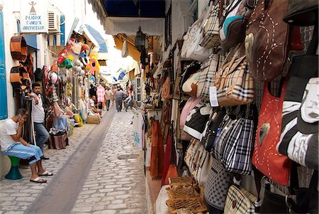 Bazaar in Houmt Souk, Island of Jerba, Tunisia, North Africa, Africa Foto de stock - Con derechos protegidos, Código: 841-06030529