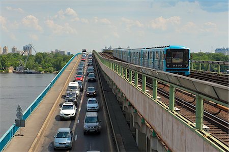 rail transport - Traffic on the Metro Bridge, Mist Metro, over the Dnieper River, Kiev, Ukraine, Europe Stock Photo - Rights-Managed, Code: 841-06030721