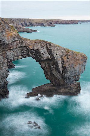 pembrokeshire - Green Bridge of Wales, Pembrokeshire, Wales, United Kingdom, Europe Fotografie stock - Rights-Managed, Codice: 841-06030753