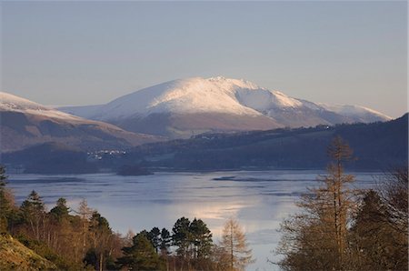 enneigement - Vue de Grange road sur Derwentwater à Saddleback [Blencathra], Parc National de Lake District, Cumbria, Angleterre, Royaume-Uni, Europe Photographie de stock - Rights-Managed, Code: 841-06030917