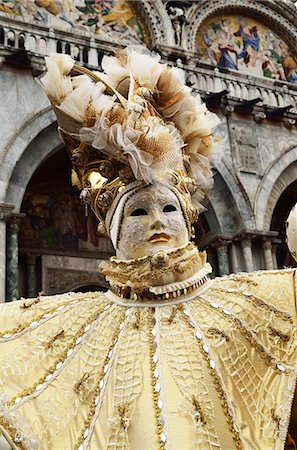 Figure maquillée en costume au 2012 carnaval, Venise, Vénétie, Italie, Europe Photographie de stock - Rights-Managed, Code: 841-06030934