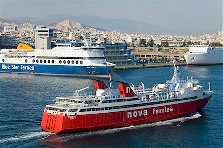 simsearch:841-03029251,k - Ferries in the Port of Piraeus, Athens, Greece, Europe Stock Photo - Rights-Managed, Code: 841-06031068
