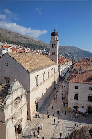 simsearch:841-05960196,k - Franciscan Monastery, Stradun and rooftops from Dubrovnik Old Town walls, UNESCO World Heritage Site, Dubrovnik, Croatia, Europe Stock Photo - Rights-Managed, Code: 841-06031167