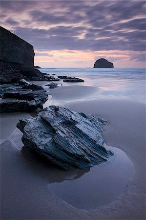 simsearch:841-06031521,k - Plage de Trebarwith Strand au crépuscule, Cornwall, Angleterre, Royaume-Uni, Europe Photographie de stock - Rights-Managed, Code: 841-06031523