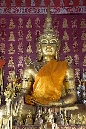 Buddha statue in the main temple, Wat Saen, Luang Prabang, Laos, Indochina, Southeast Asia, Asia Stock Photo - Rights-Managed, Code: 841-06031644