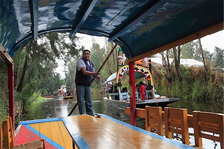 staken - Boats, Xochimilco, Trajinera, Floating Gardens, Canals, UNESCO World Heritage Site, Mexico City, Mexico, North America Foto de stock - Con derechos protegidos, Código: 841-06031818