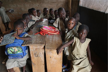 École primaire en Afrique, Afrique de l'Ouest Hevie, Bénin, Afrique Photographie de stock - Rights-Managed, Code: 841-06032090
