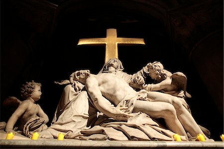 statues in france - Pieta sculpture in Notre-Dame de Paris cathedral, Paris, France, Europe Stock Photo - Rights-Managed, Code: 841-06032149