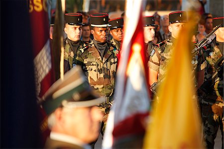 Soldiers at the Arc de Triomphe, Paris, France, Europe Stock Photo - Rights-Managed, Code: 841-06032205