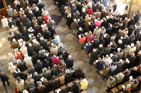 people in church - Mass in Saint-Eustache church, Paris, France, Europe Stock Photo - Rights-Managed, Code: 841-06032256