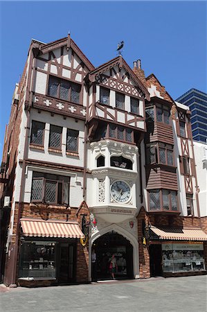 simsearch:841-06032581,k - London Court, a mock-Tudor shopping arcade, built 1937, Hay Street, Perth, Western Australia, Australia, Pacific Foto de stock - Direito Controlado, Número: 841-06032581