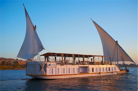 simsearch:841-05845968,k - Cruise on the River Nile between Luxor and Aswan with Dahabieh type of boat, the Lazuli, Egypt, North Africa, Africa Stock Photo - Rights-Managed, Code: 841-06032947