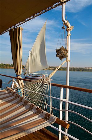 Kreuzfahrt auf dem Nil zwischen Luxor und Aswan mit Dahabieh Typ des Bootes, das Lazuli, Ägypten, Nordafrika, Afrika Stockbilder - Lizenzpflichtiges, Bildnummer: 841-06032948