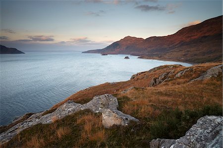 sound of sleat - Une vue sur le Loch Hourn regardant vers les eaux du Sound of Sleat, Armisdale, Ross Shire, Scotland, Royaume-Uni, Europe Photographie de stock - Rights-Managed, Code: 841-06033031