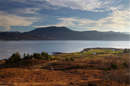 sound of sleat - Une vue à travers le Sound of Sleat vers le continent écossais Kylerhea, Isle of Skye, Hébrides intérieures en Écosse, Royaume-Uni, Europe Photographie de stock - Rights-Managed, Code: 841-06033050