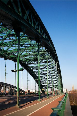 Wearmouth Bridge, Sunderland, Tyne and Wear, England, United Kingdom, Europe Stock Photo - Rights-Managed, Code: 841-06033212