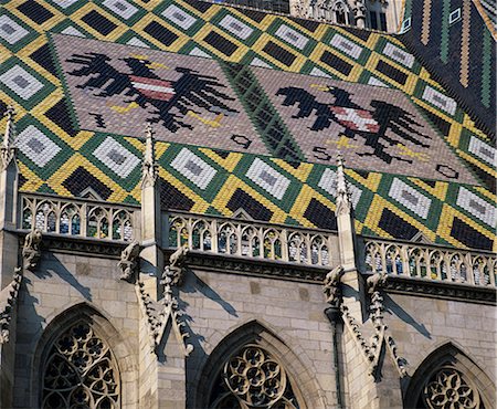 saint stephen's cathedral - St. Stephen`s Cathedral with coat of arms on roof, UNESCO World Heritage Site, Vienna, Austria, Europe Foto de stock - Con derechos protegidos, Código: 841-06033249