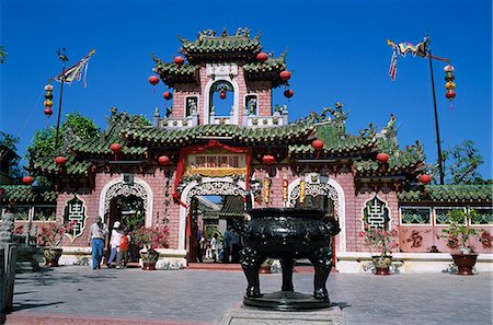 Fukien Chinese Assembly Hall gateway, Hoi An, UNESCO World Heritage Site, South Central Coast, Vietnam, Indochina, Southeast Asia, Asia Stock Photo - Rights-Managed, Code: 841-06033275