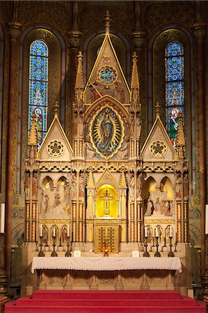 Gothic style altar, Matthias Church (Matyas-Templom), UNESCO World Heritage Site, Buda, Budapest, Hungary, Europe Stock Photo - Rights-Managed, Code: 841-06033395